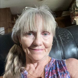 Meet your Posher, Cindy